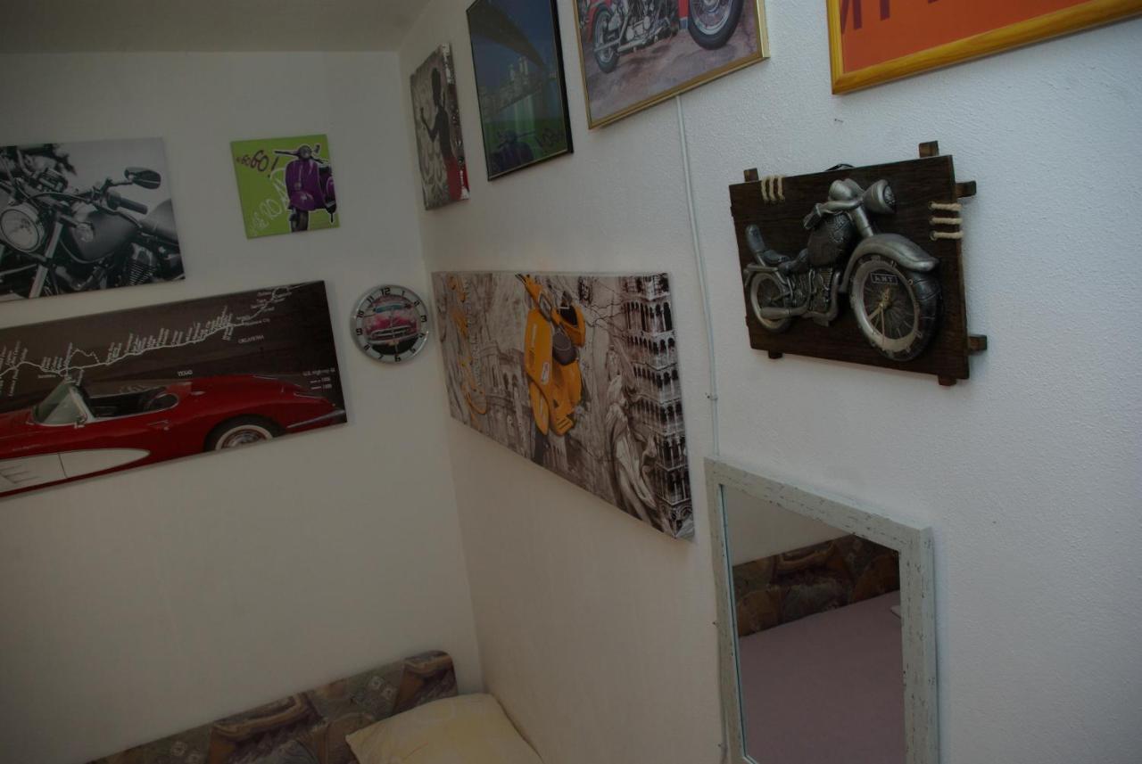 Rooms Tia Baška Voda Kültér fotó