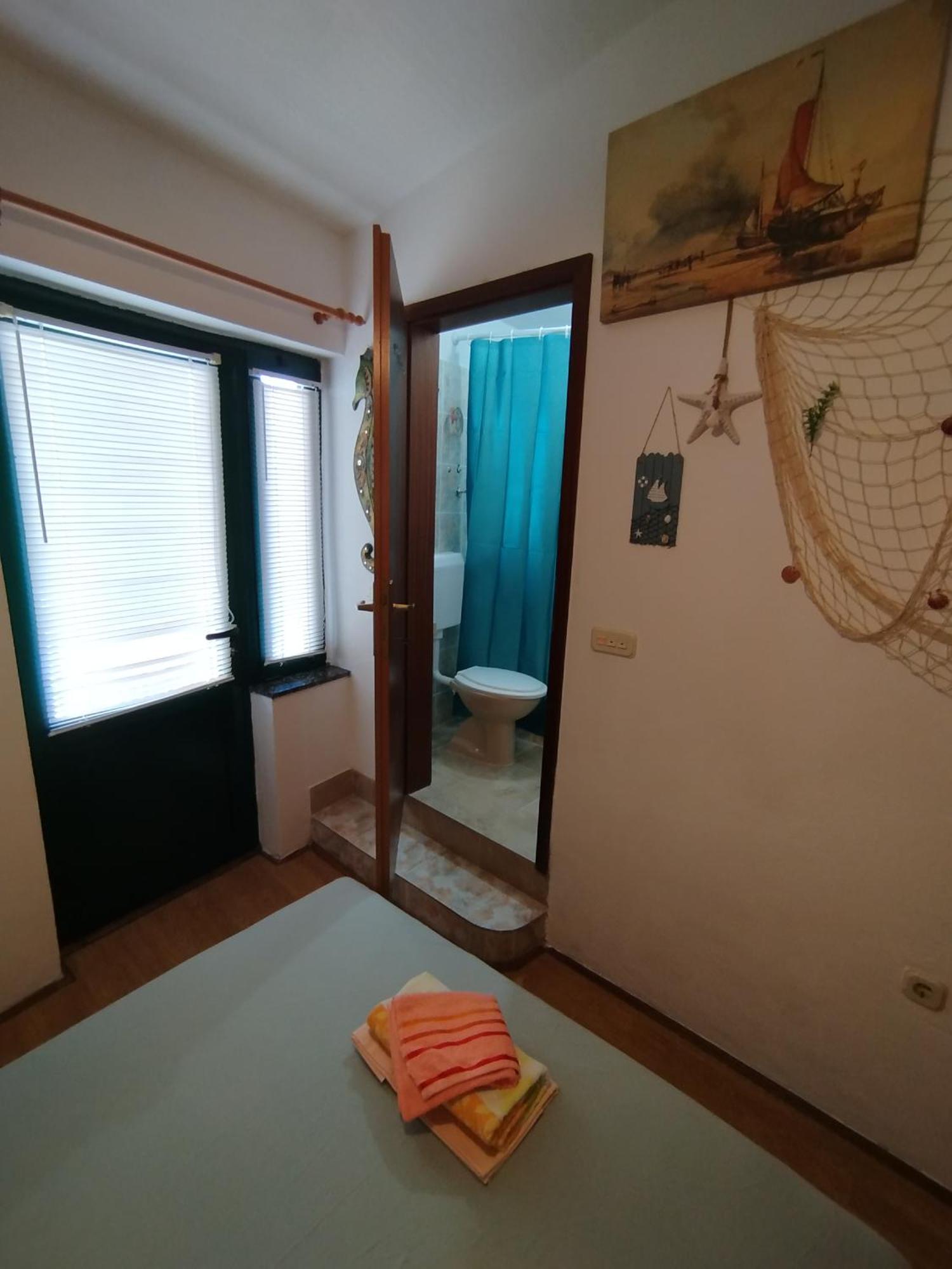 Rooms Tia Baška Voda Szoba fotó